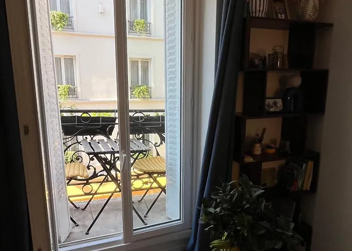 Montmartre - Abbesses Διαμέρισμα *